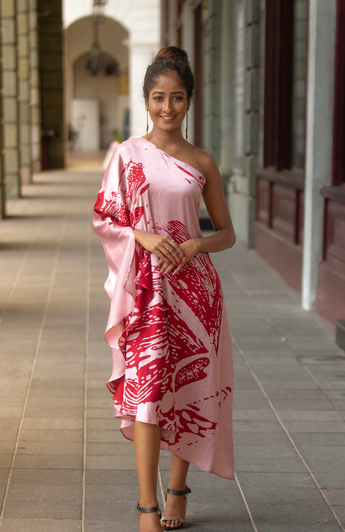 INARA- One shoulder kaftan